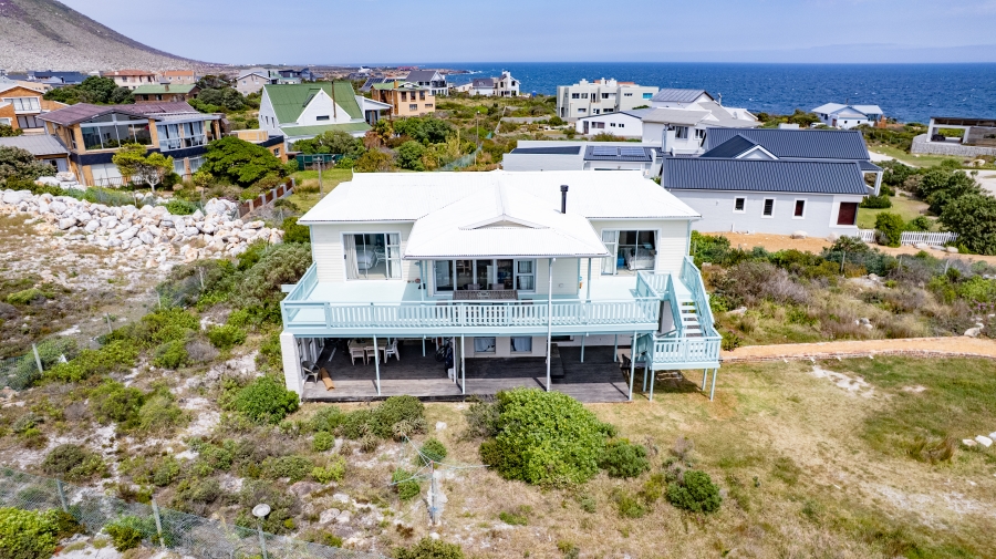 4 Bedroom Property for Sale in Pringle Bay Western Cape